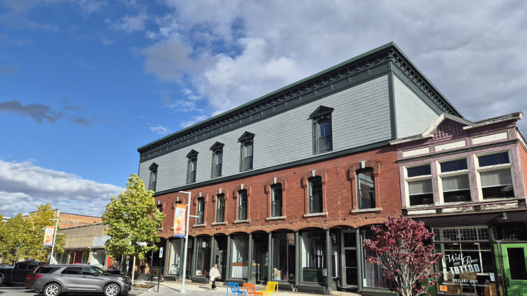 NH apartment application checklist featuring 36 Pleasant St 3A in Claremont, New Hampshire